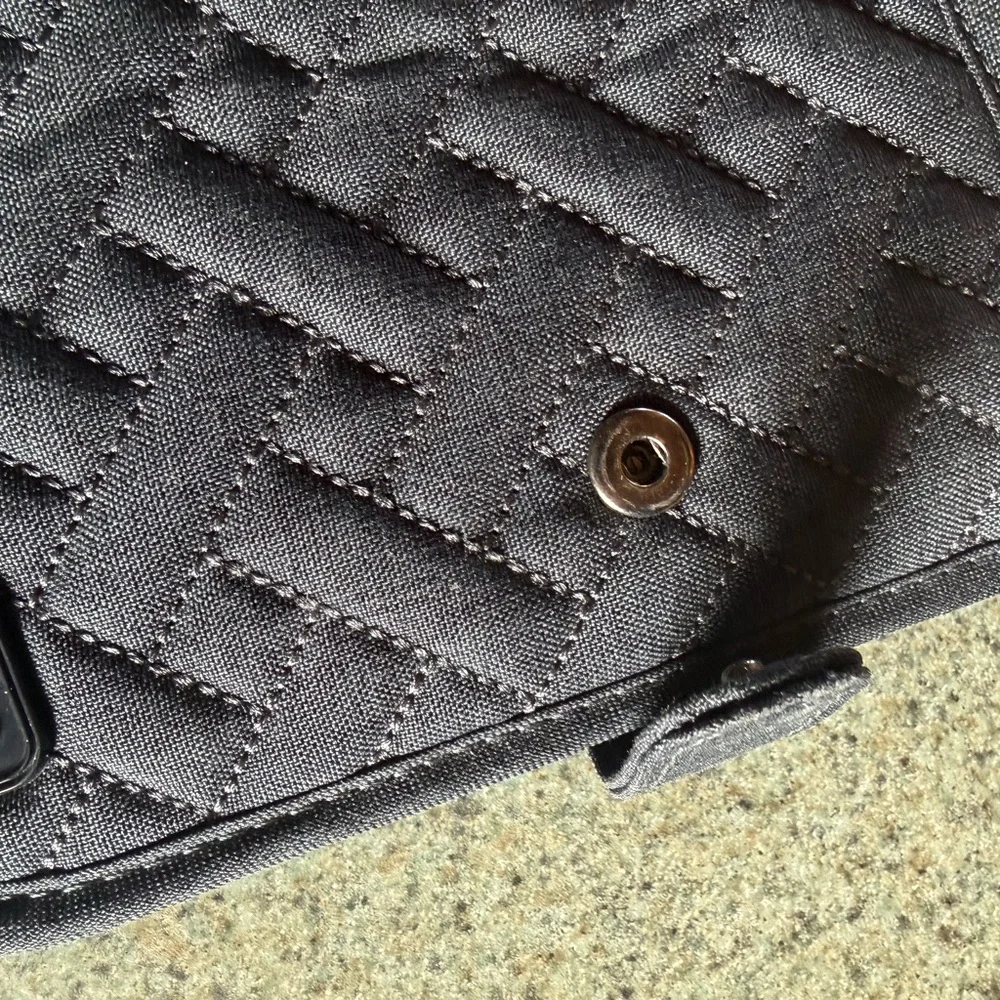 Lug Wallet - Picture 7 of 7